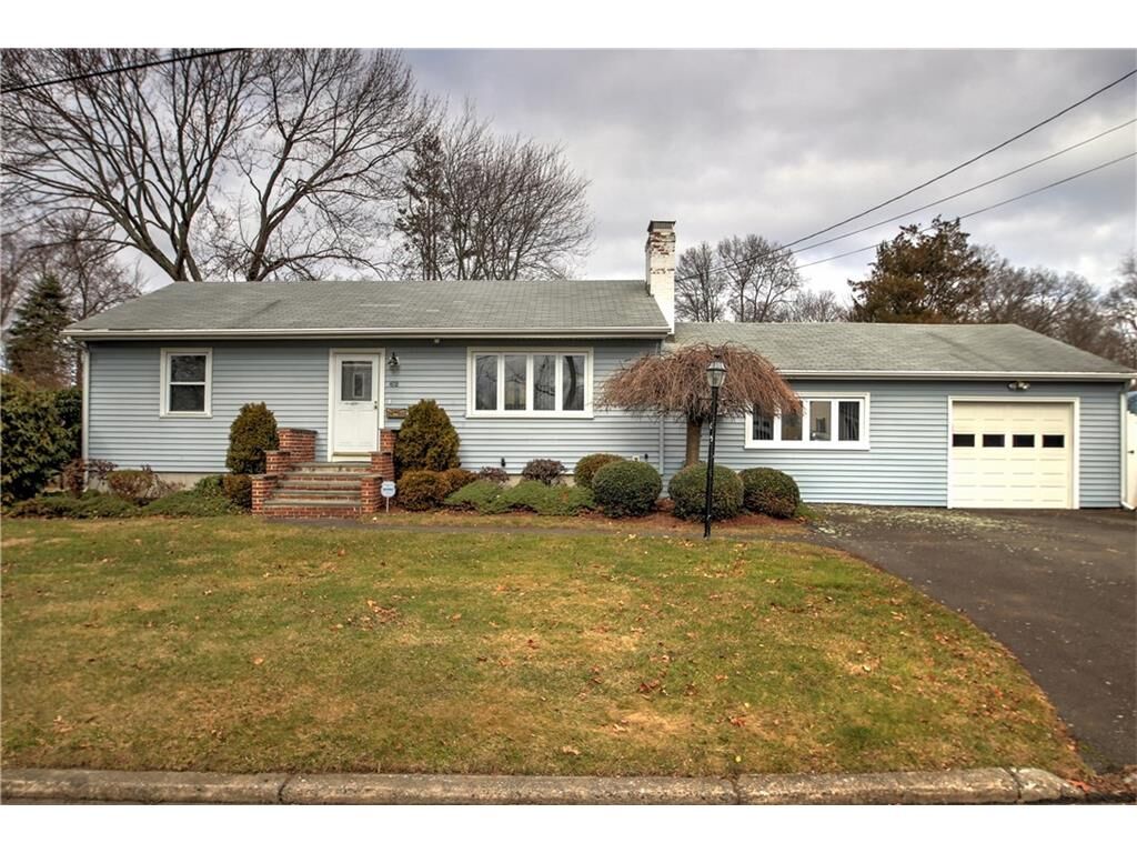 Property Photo: 62 Lindy Street CT 06460