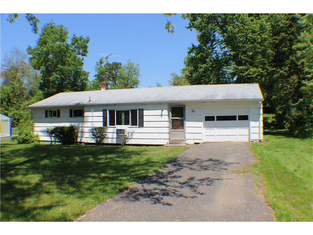 Property Photo: 37 Meadowlark Road CT 06082