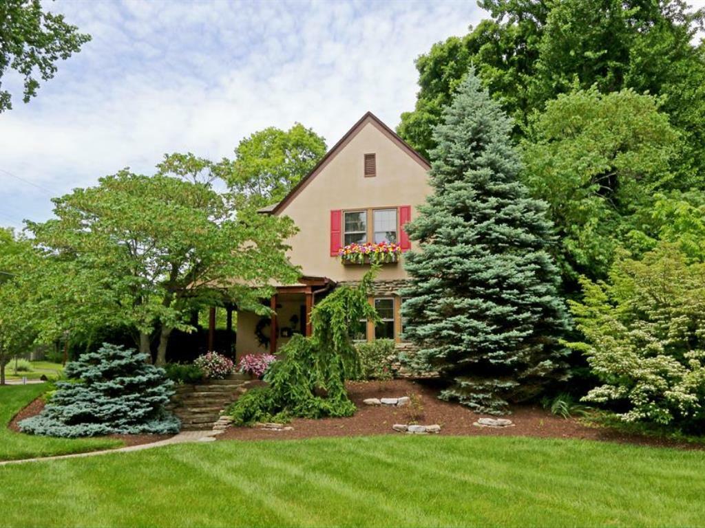 Property Photo:  300 Wyoming Avenue  OH 45215 