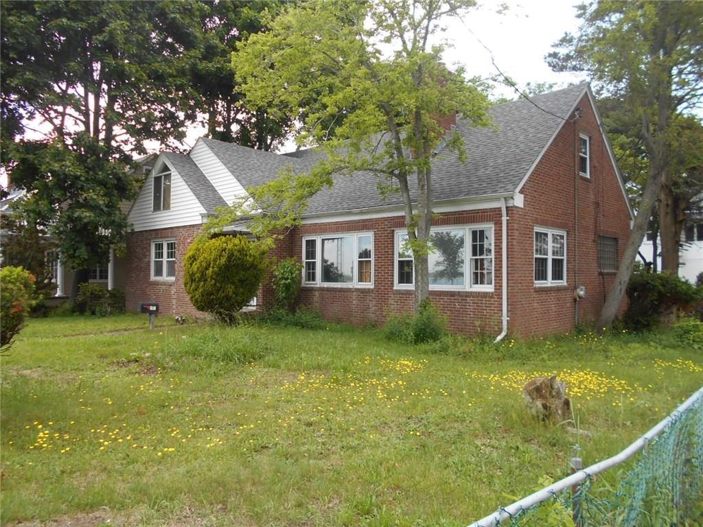 Property Photo: 207 Townsend Avenue CT 06512