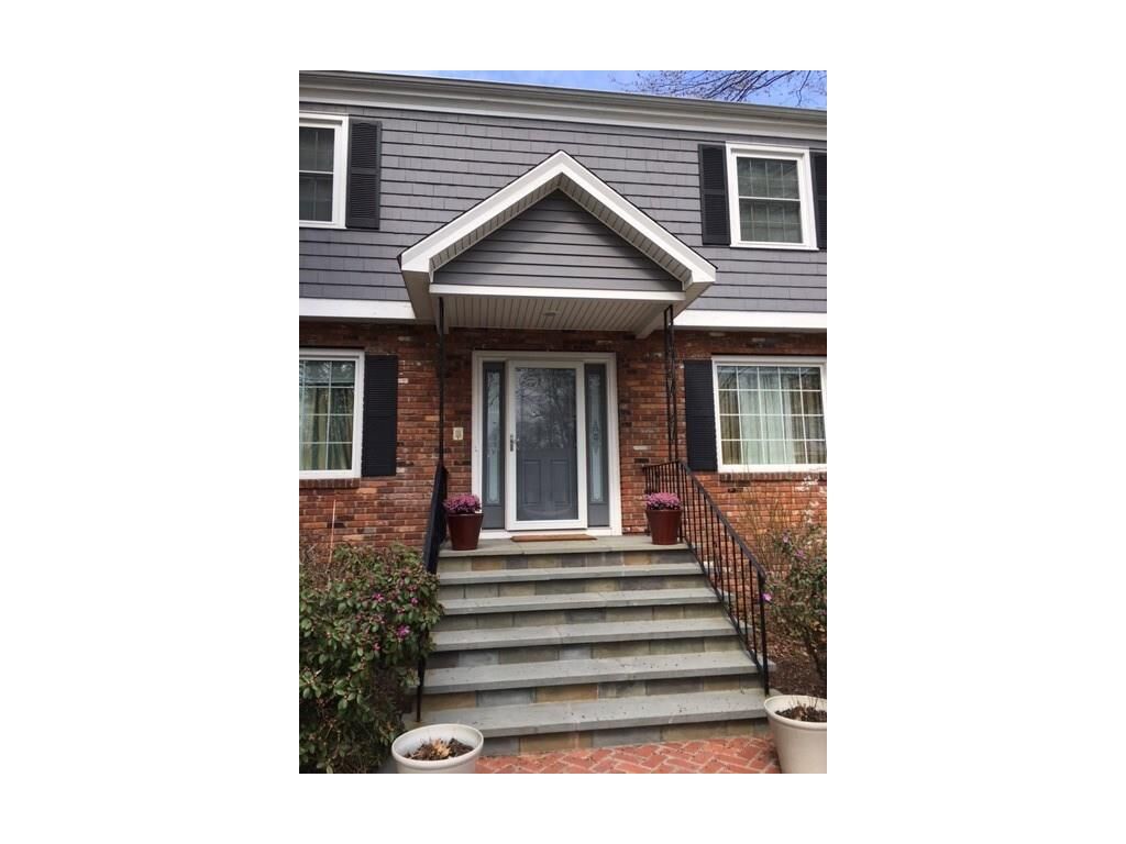 Property Photo: 147 Woodbine Circle CT 06606