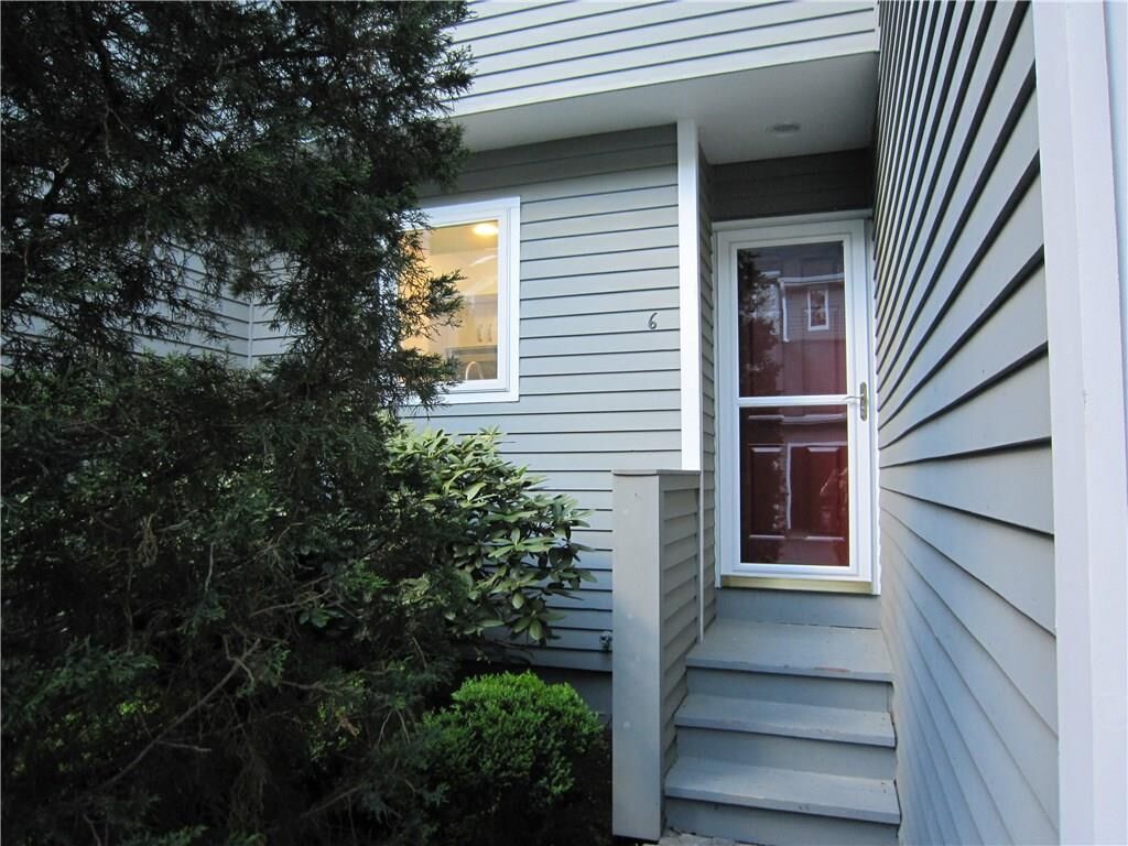 Property Photo:  6 Glen Ridge 6  CT 06897 