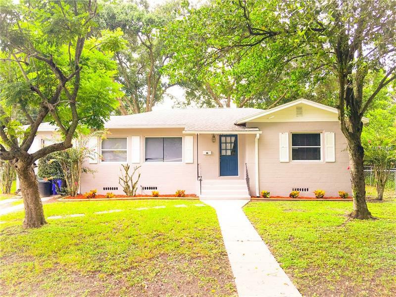 Property Photo:  826 Demington Street  FL 33803 