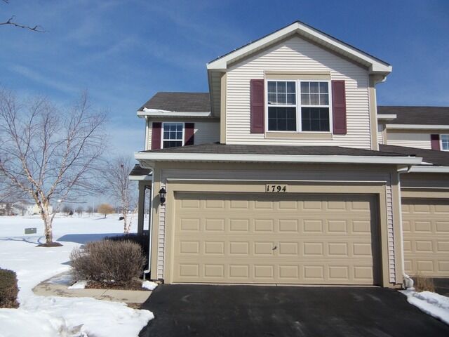 Property Photo:  1794 N Wentworth Circle  IL 60446 