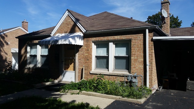 Property Photo:  4323 Grace Street  IL 60176 