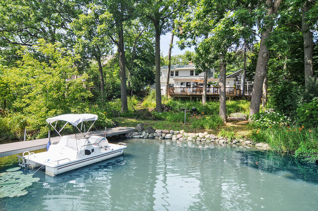 Property Photo:  21283 W Sylvan Drive  IL 60060 