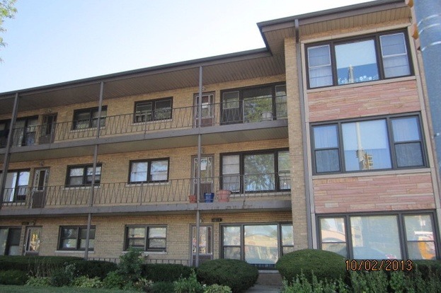 Property Photo: 4803 N Harlem Avenue 3 IL 60656