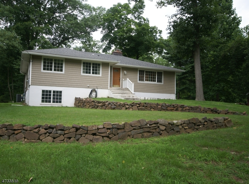 Property Photo:  14 Iowa Rd  NJ 07470 