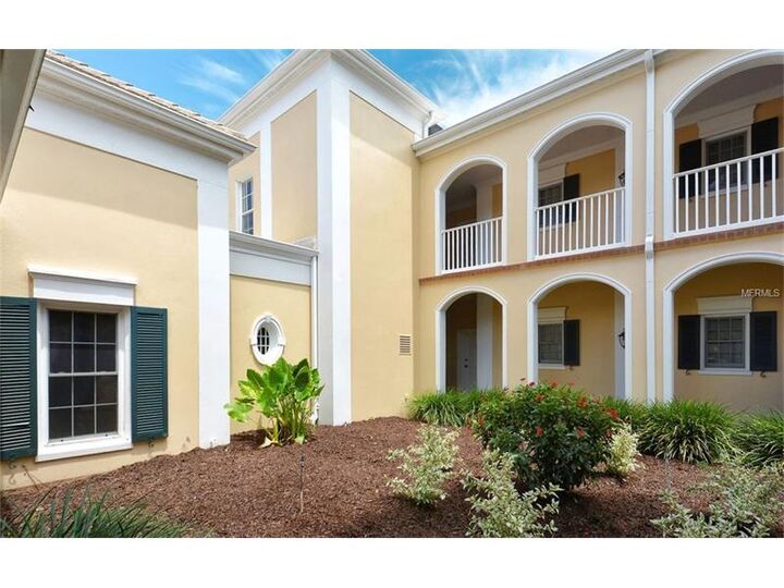 Property Photo: 51 Mac Ewen Drive 15 FL 34229