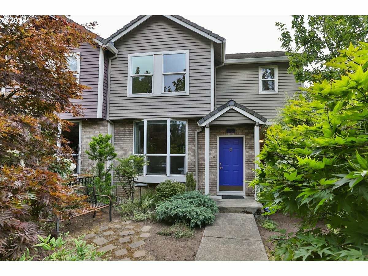 Property Photo: 7438 SW Capitol Hwy OR 97219