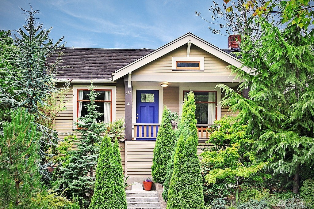 Property Photo: 323 15th Ave WA 98122