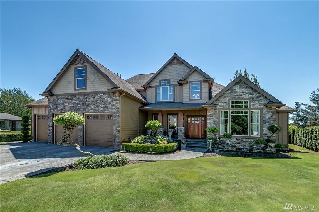 Property Photo: 543 Wildrose Circle WA 98264