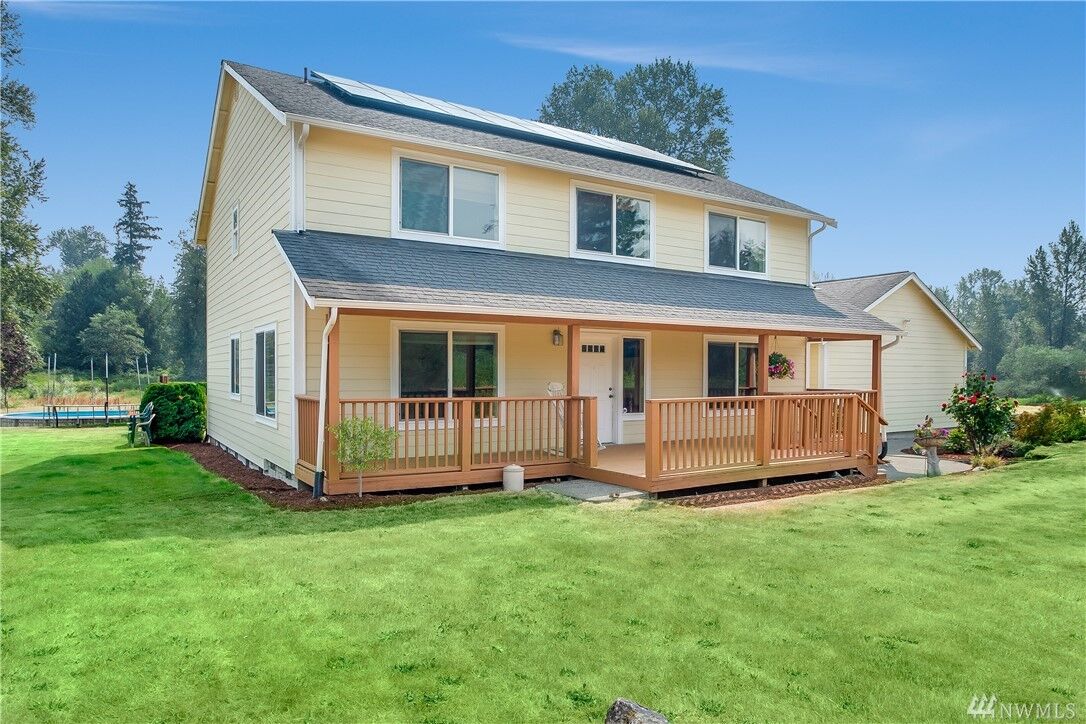 Property Photo: 2825 112th Ave E WA 98372