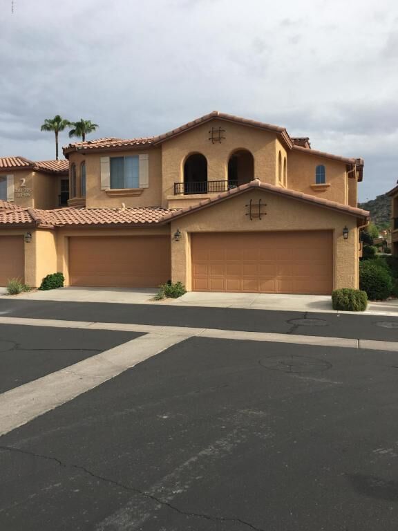 Property Photo: 10655 N 9th Street 105 AZ 85020