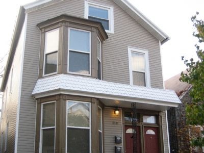 Property Photo:  2335 W Barry Avenue 2  IL 60618 