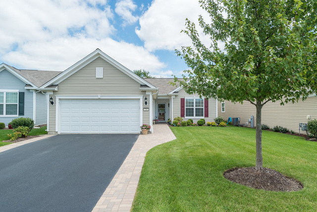 Property Photo:  716 Pleasant Court  IL 60404 