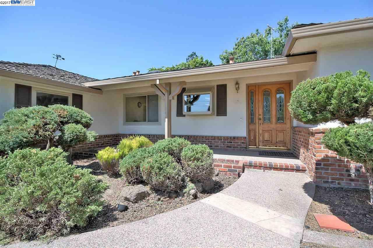 Property Photo:  4989 Mattos Dr  CA 94536 