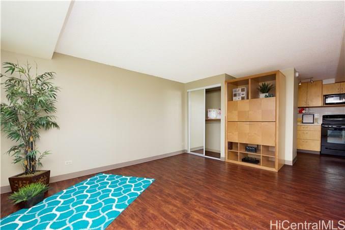 Property Photo:  2888 Ala Ilima Street 1904  HI 96818 