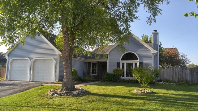 Property Photo:  15 Fillmore Lane  IL 60107 