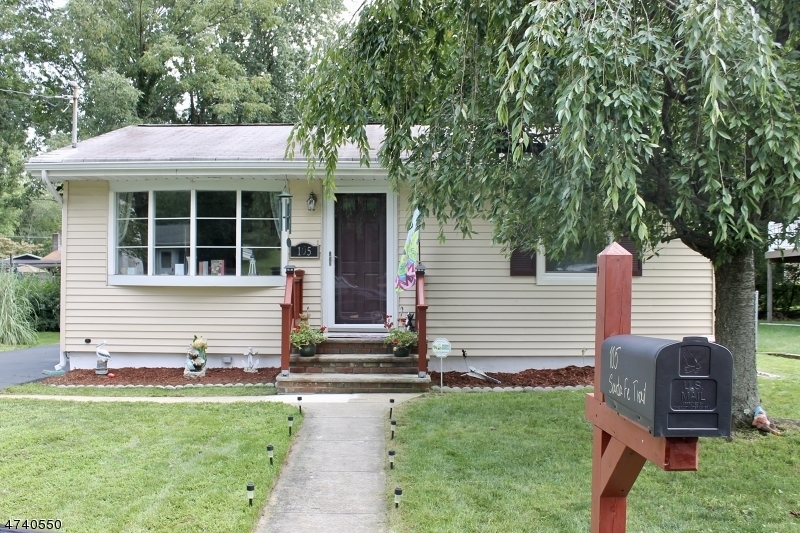 Property Photo:  105 Santa Fe Trl  NJ 07843 