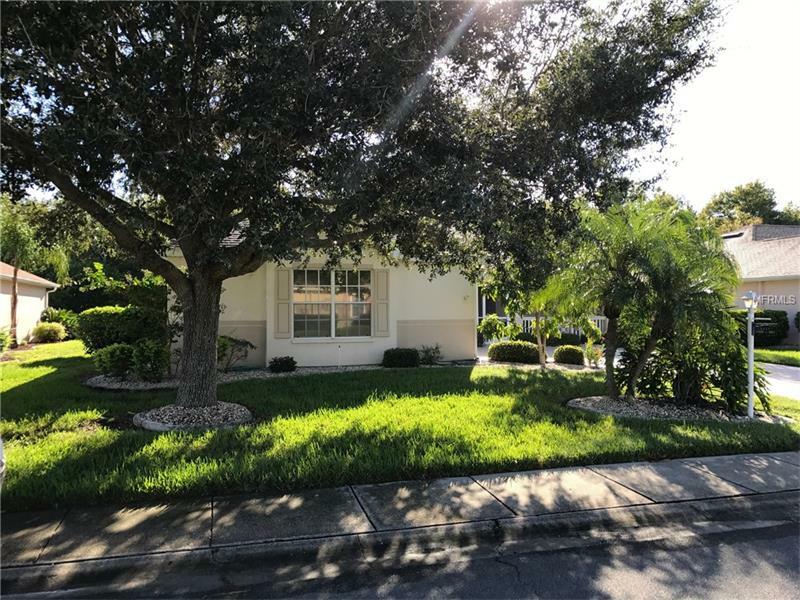 Property Photo: 2352 Emerald Lake Drive FL 33573