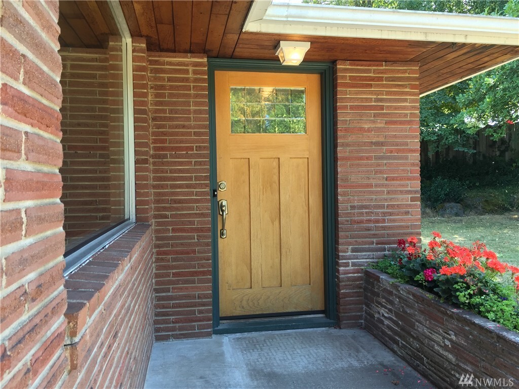 Property Photo: 3052 49th Ave SW WA 98116