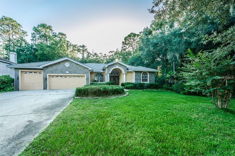 Property Photo:  1582 E Lake Woodlands Parkway  FL 34677 