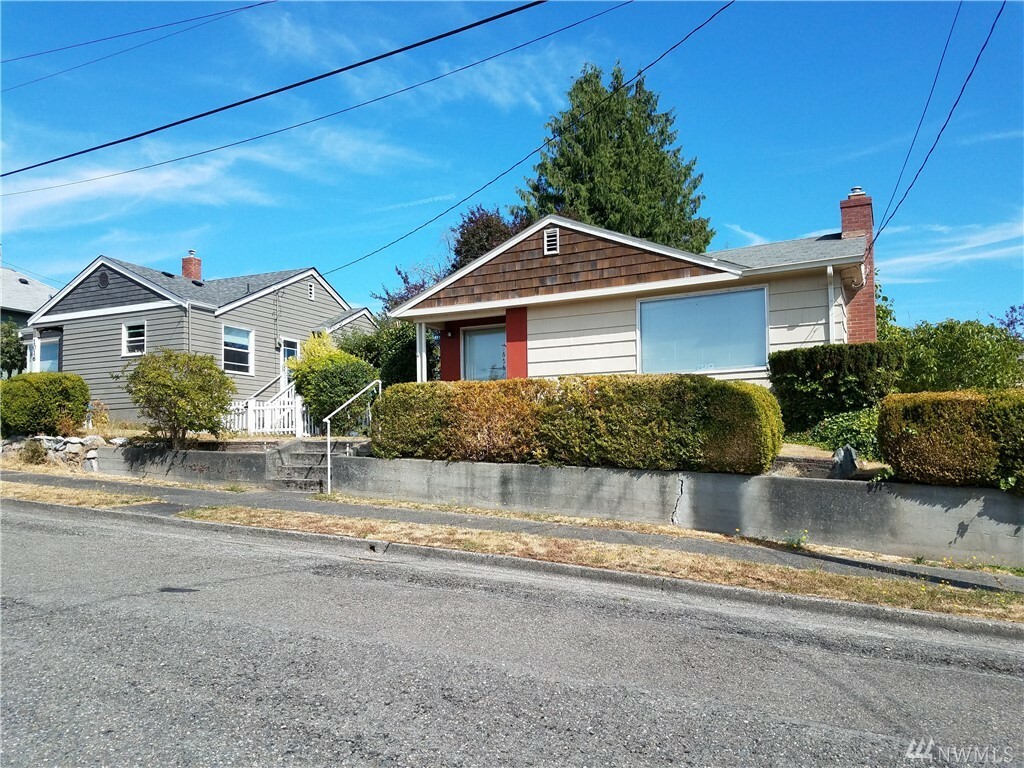 Property Photo:  1012 Hayward  WA 98310 