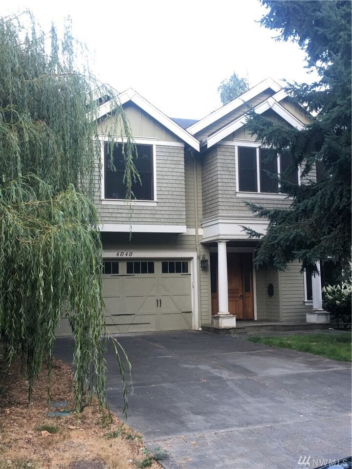 Property Photo:  4040 36th Ave W  WA 98199 