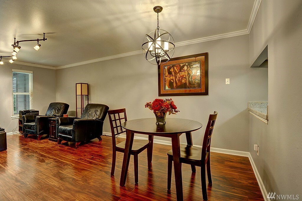 Property Photo: 11103 NE 124th Lane E-117 WA 98034