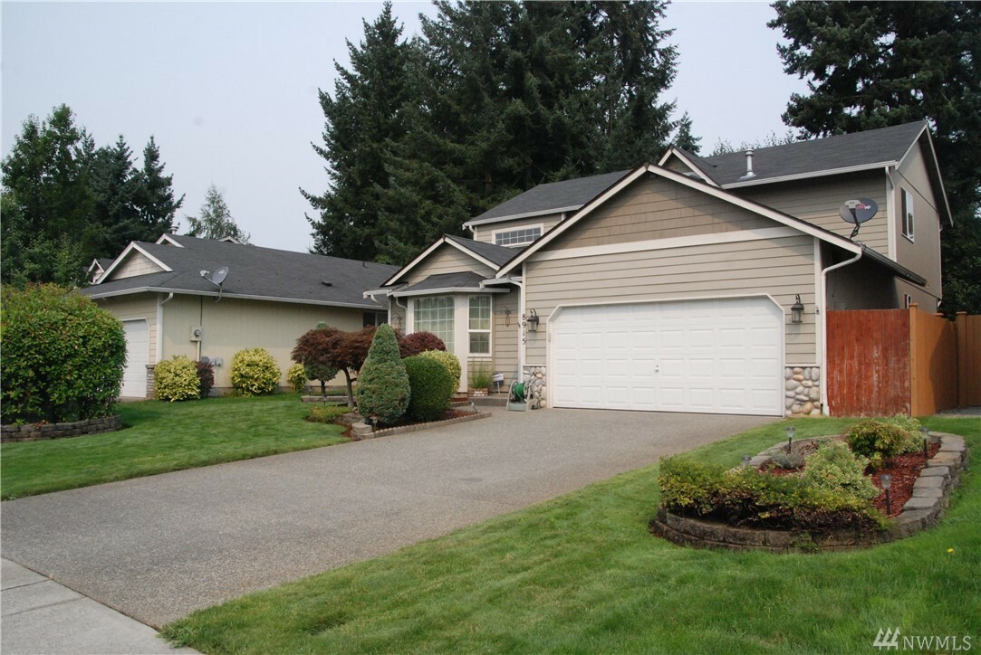 8915 174th St Ct E  Puyallup WA 98375 photo