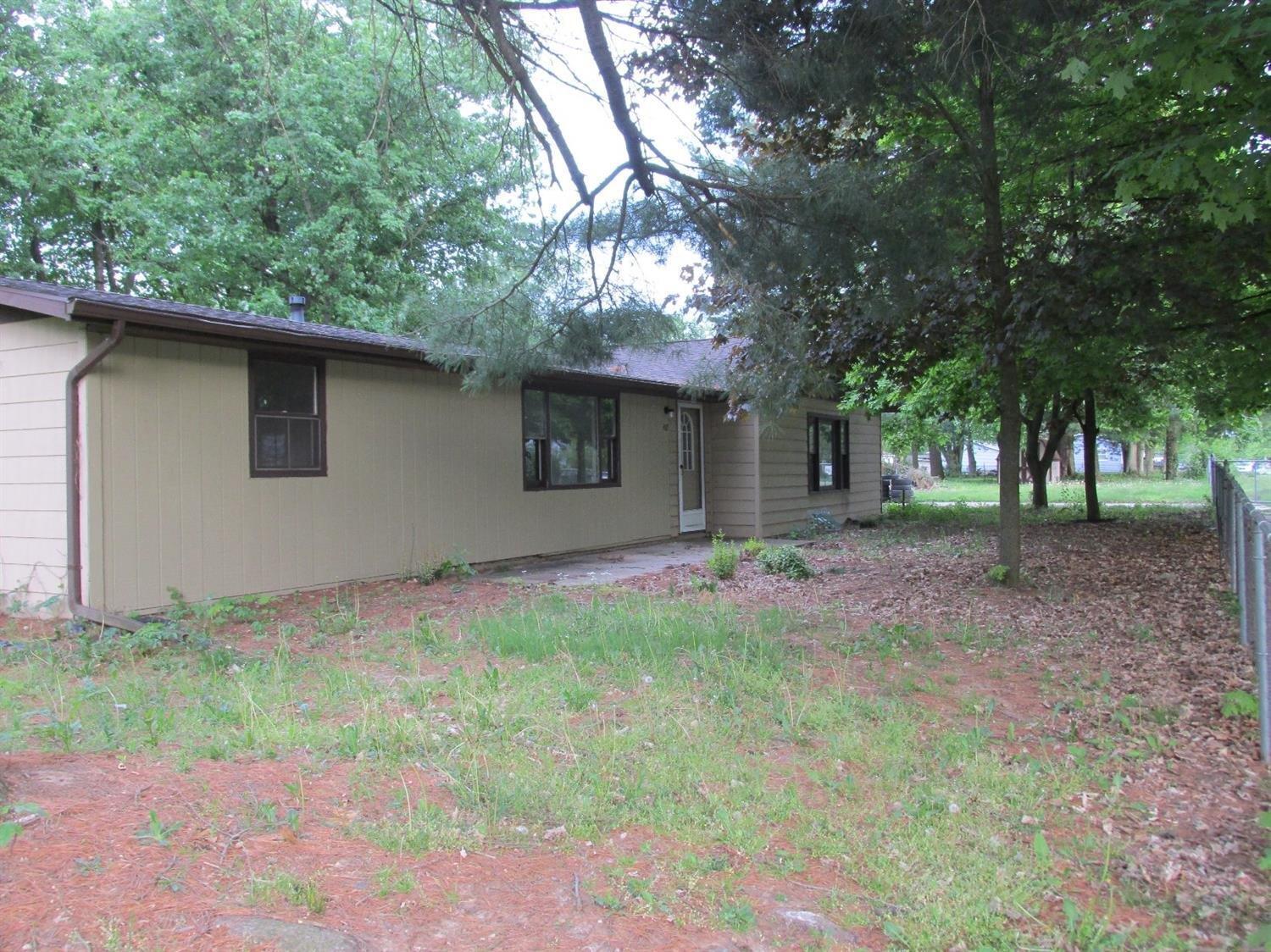 Property Photo:  407 Fernway Road  IN 46346 