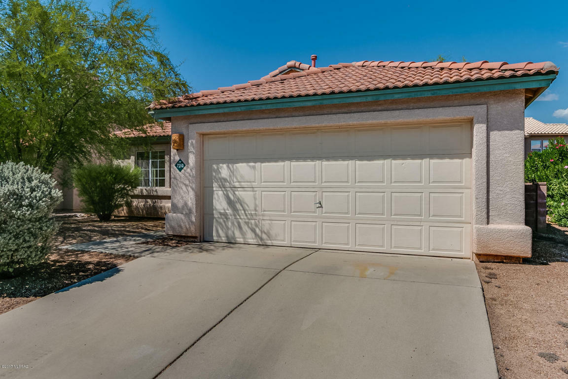 Property Photo:  7260 W Maple Ridge Drive  AZ 85743 