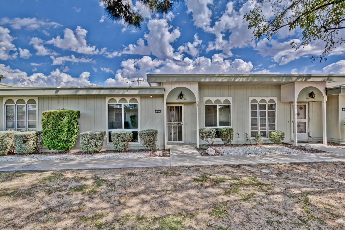 Property Photo: 13047 N 100th Avenue AZ 85351