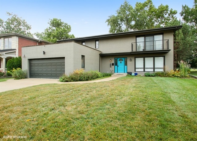 Property Photo:  6816 N Lexington Lane  IL 60714 