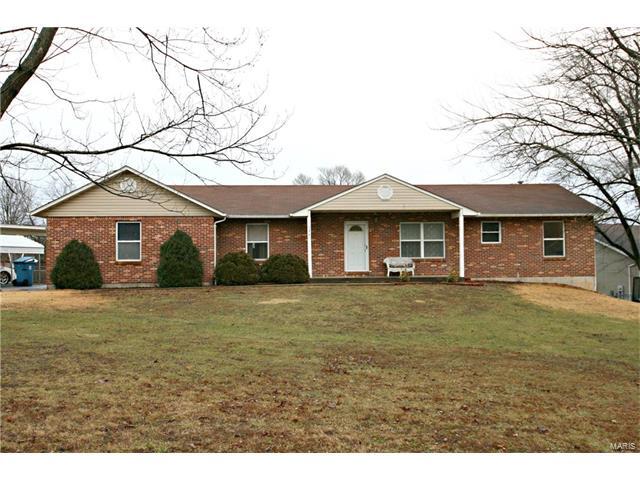 Property Photo: 334 Becker Drive 63028