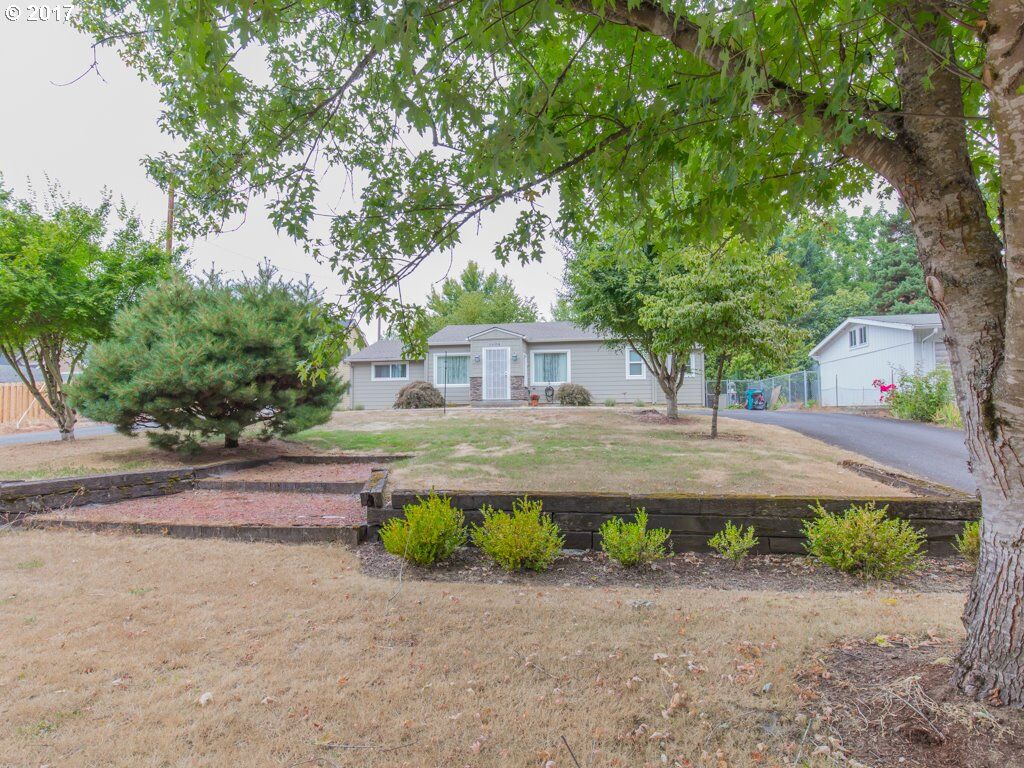 Property Photo: 5604 NE 40th St WA 98661