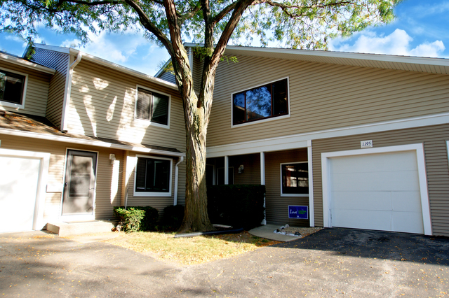 Property Photo: 1195 East Randville Drive IL 60074