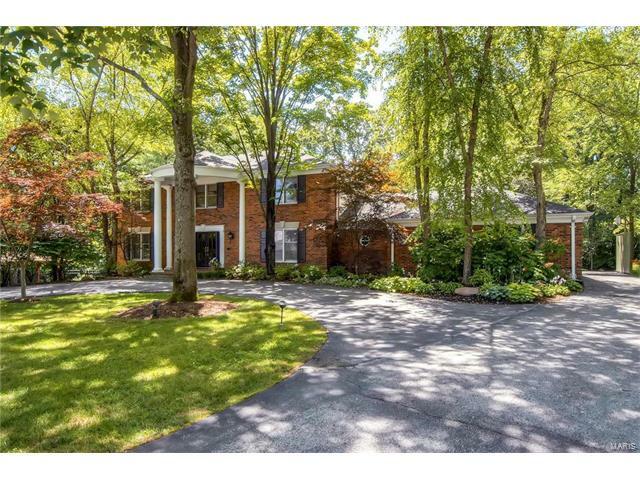 296 S Graeser  Creve Coeur MO 63141 photo