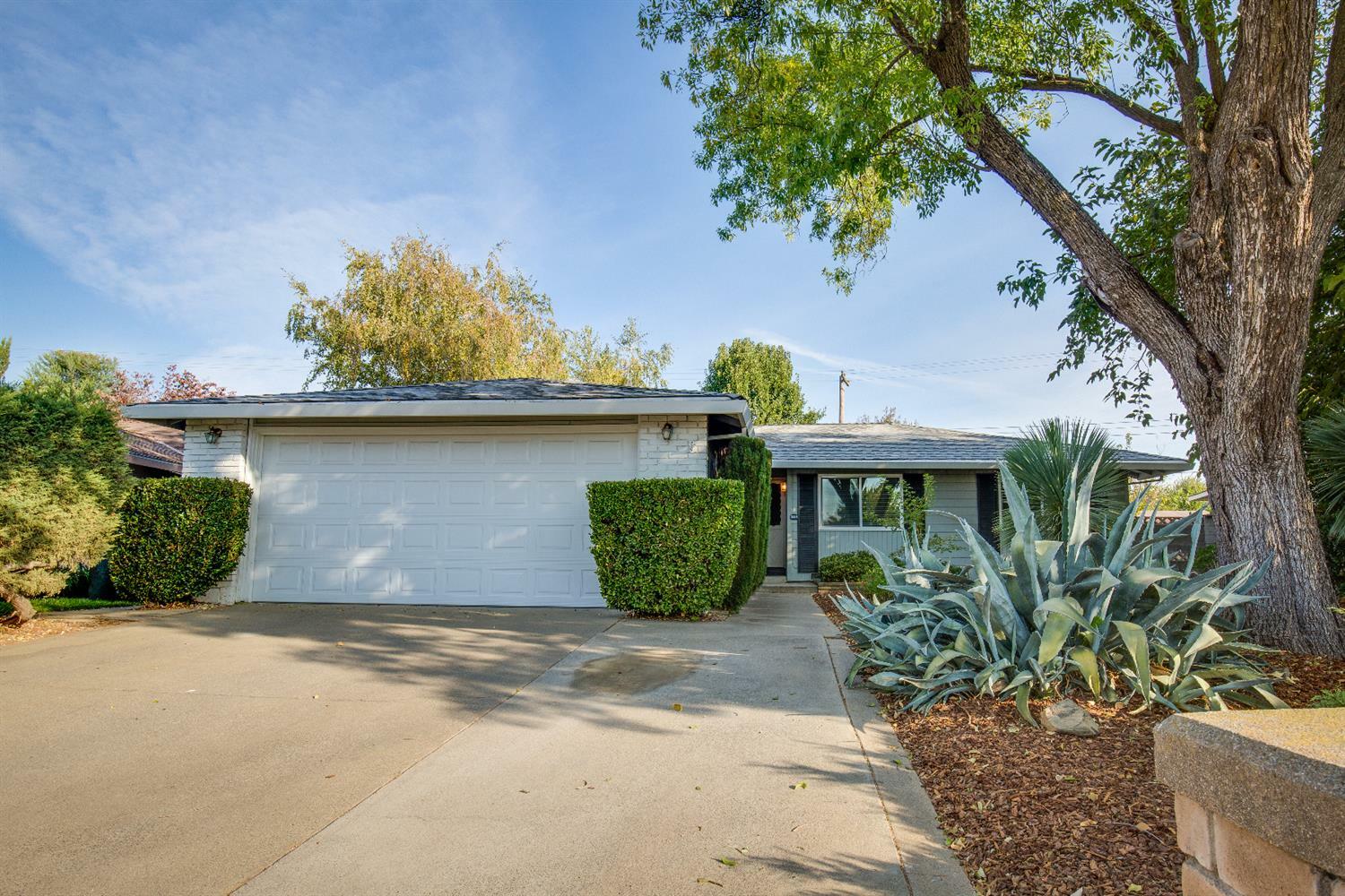 Property Photo:  2835 Wissemann Drive  CA 95826 