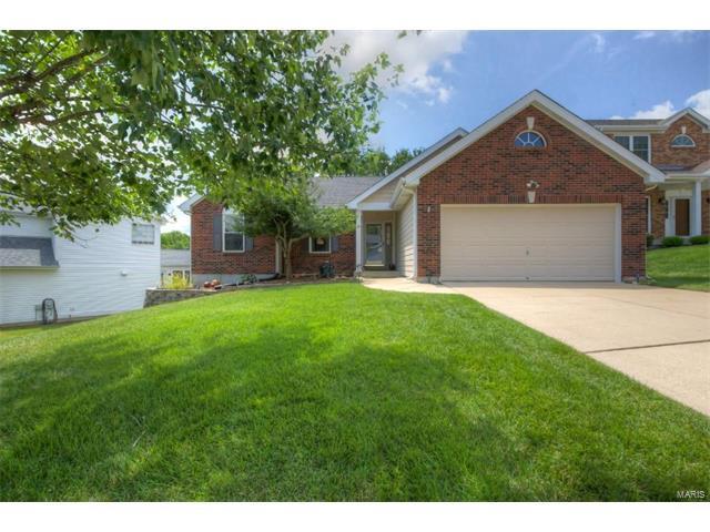 311 Ridge Oak  Ballwin MO 63021 photo