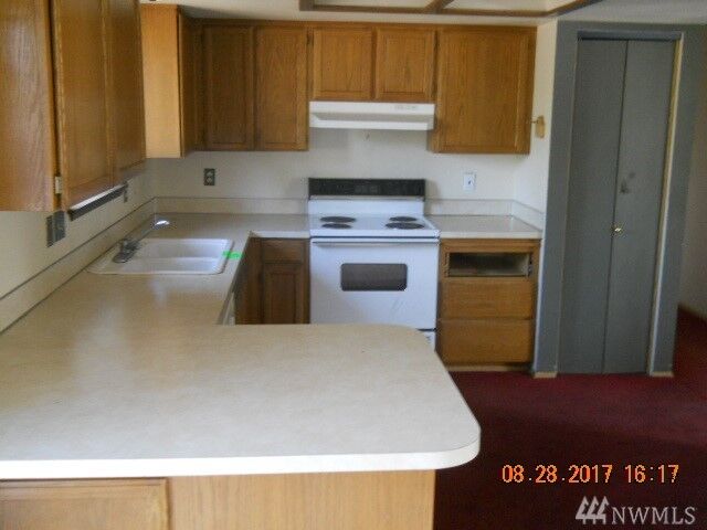 Property Photo:  520 S Ash Street  WA 98531 