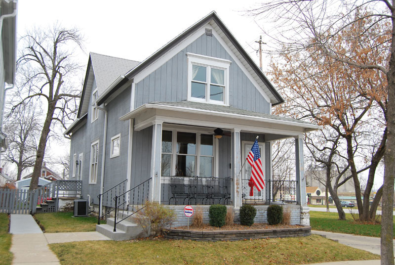 Property Photo: 2119 S Mound St WI 53207