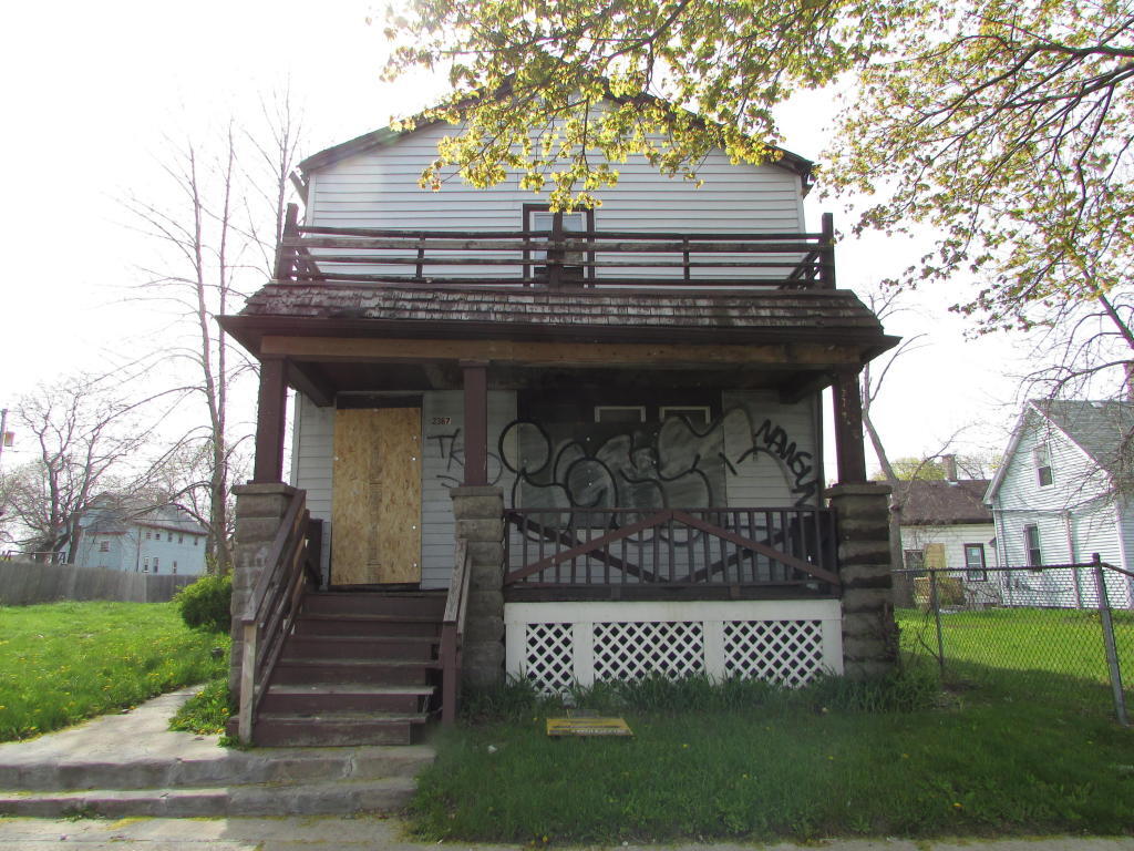 Property Photo: 2367 N 8th St A WI 53206-3150