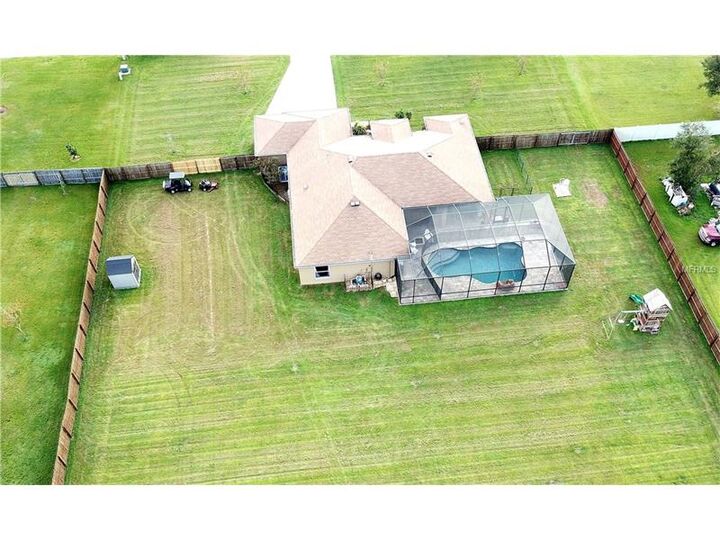 Property Photo:  4417 Windmill Point Drive  FL 33567 