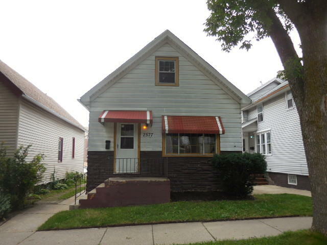 Property Photo:  2577 S Burrell St  WI 53207 