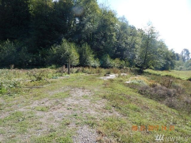 Property Photo: 19721 N High Rock Rd WA 98272