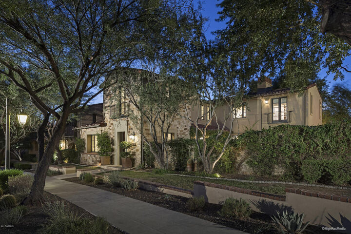 Property Photo: 10128 E Gilded Perch Drive AZ 85255