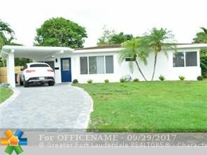 Property Photo: 817 SE 16th St FL 33441