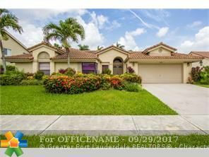 Property Photo:  11818 Island Lakes Ln  FL 33498 